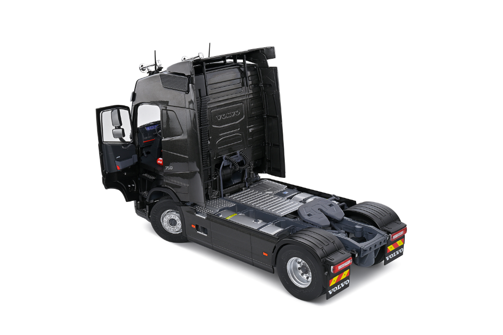 VOLVO FH16 GLOBETROTTER XL - 2021 (INCLUYE CALCOMANÍAS PARA PERSONALIZACIÓN)