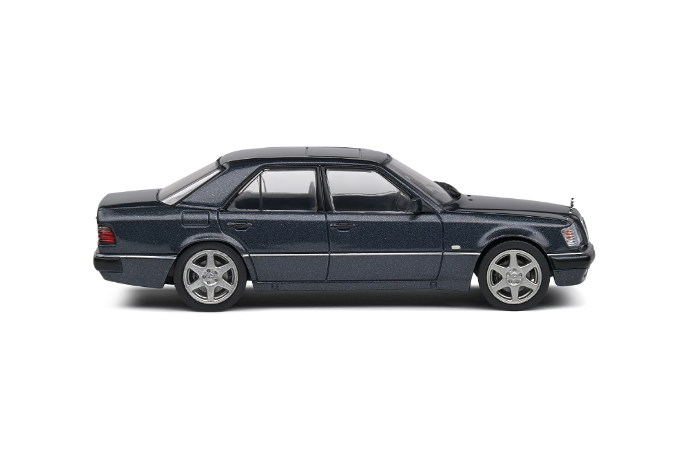 MERCEDES BENZ  E60 AMG (W124 E500) – 1994