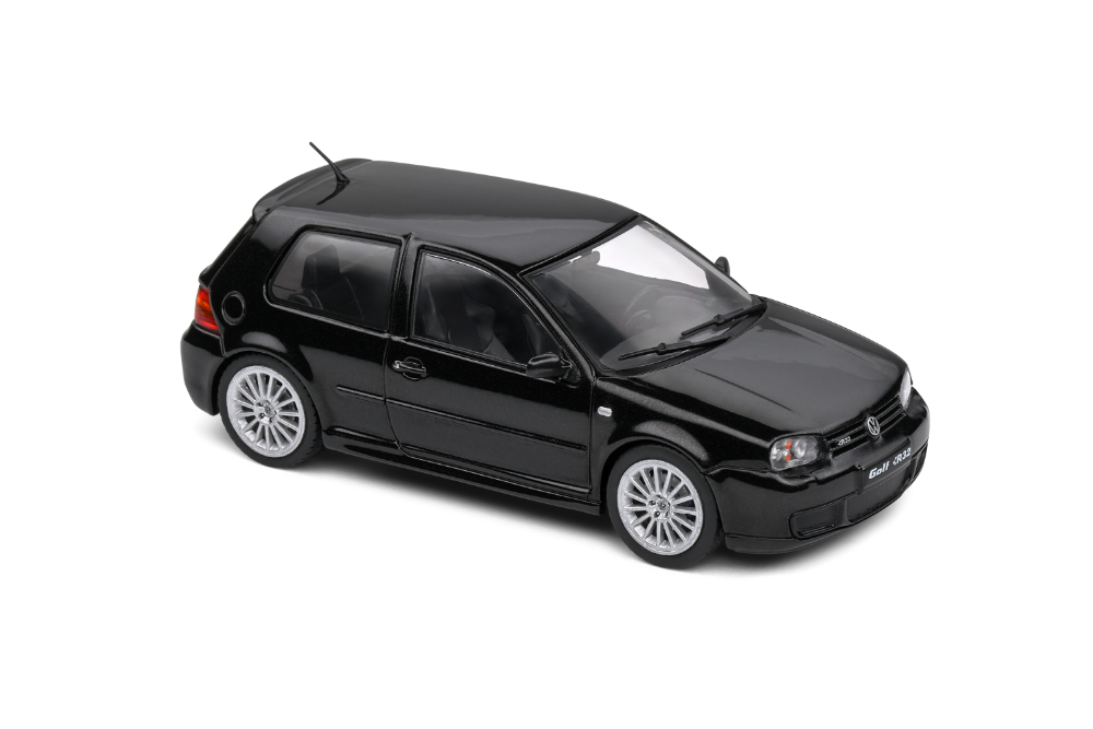 VW GOLF IV R32 – 2003