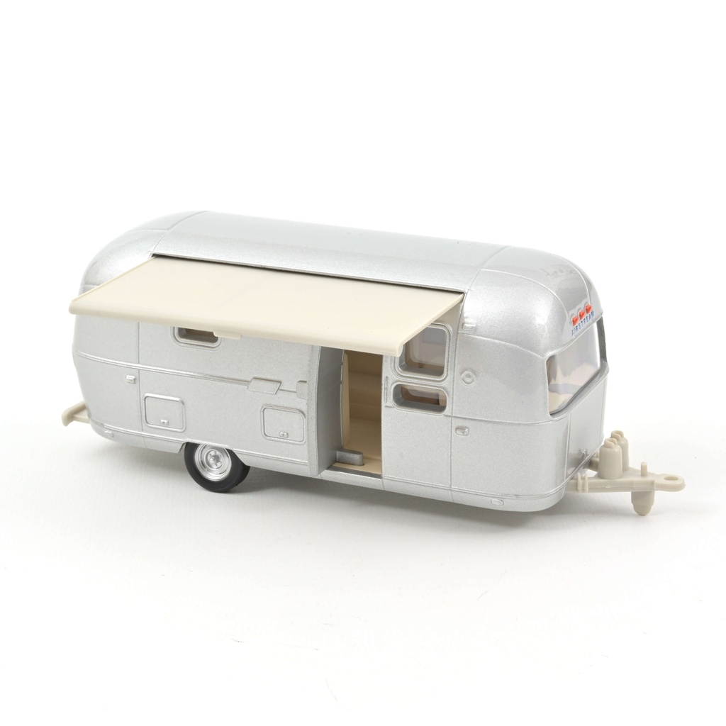 FORD MUSTANG ET CARAVANE AIRTREAM -1968