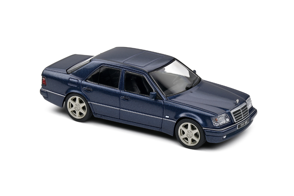 1:43 MERCEDES-BENZ W124 E60 AMG NAUTICAL BLUE 1994