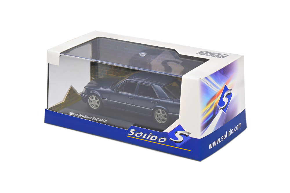 1:43 MERCEDES-BENZ W124 E60 AMG NAUTICAL BLUE 1994