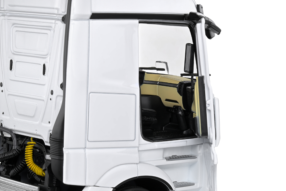 MERCEDES-BENZ ACTROS L - 2023