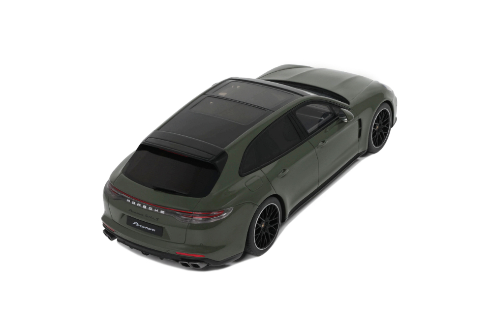 PORSCHE PANAMERA TURBO S SPORT TURISMO GREEN 2021