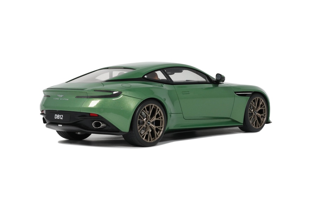 ASTON MARTIN DB12 VANTAGE - 2023