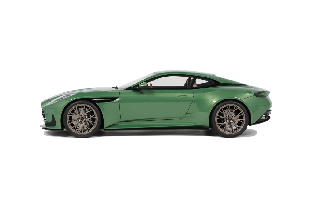 ASTON MARTIN DB12 VANTAGE - 2023