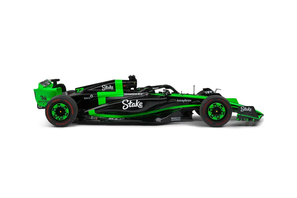 1-18-kick-sauber-f1-team-c44-black-vbottas-japan-gp-2024-05.webp