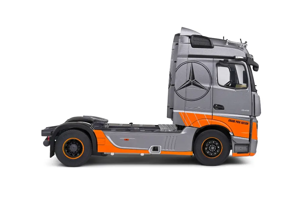 s2400202-mercedes-benz-actros-l-grand-prix-edition-2019-05.webp
