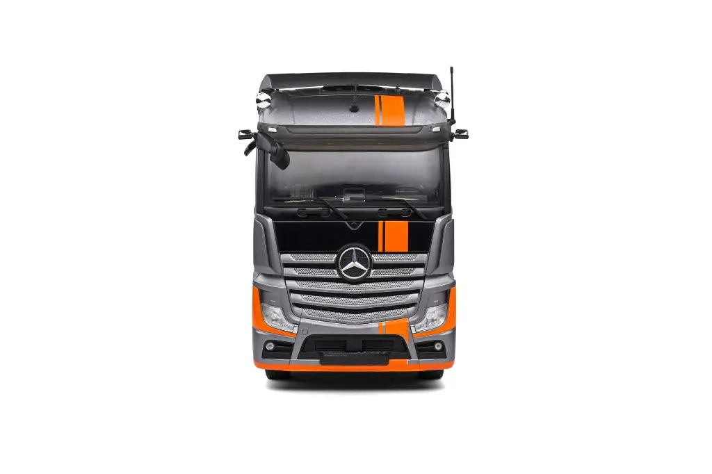s2400202-mercedes-benz-actros-l-grand-prix-edition-2019-06.webp
