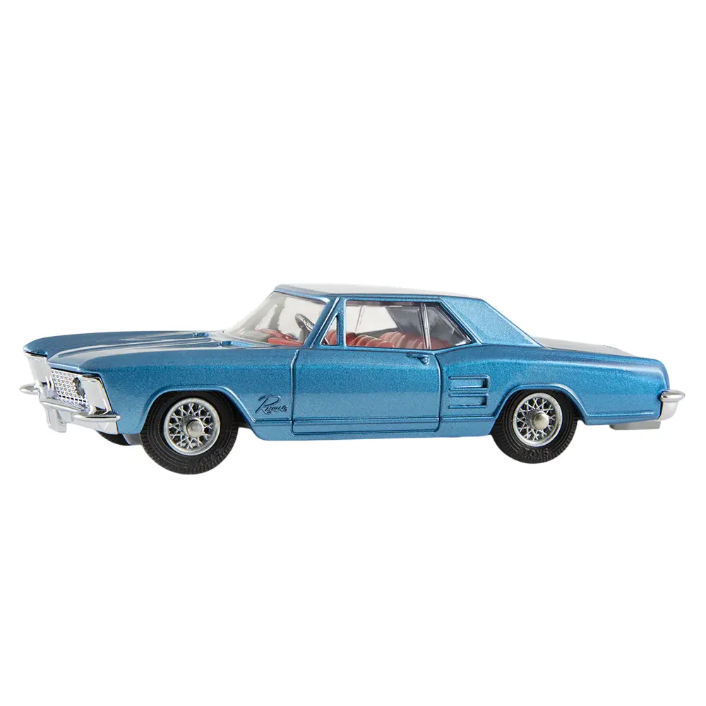 Buick-Riviera-side-1000px-Photoroom.webp