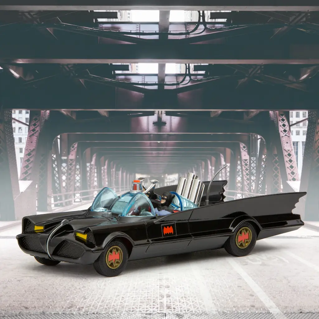 Gloss_black_batmobile_lifestyle2_sq.webp