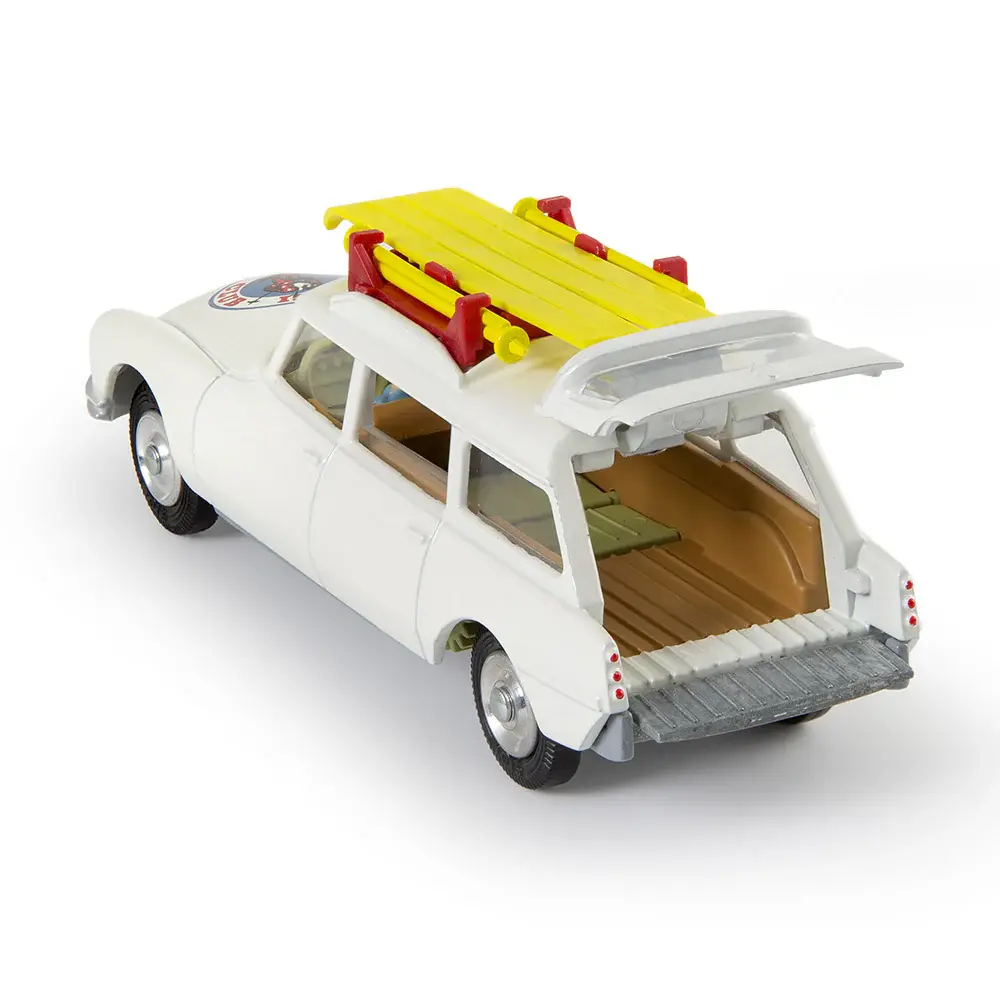 Citroen-Safari-rear-1000px.webp