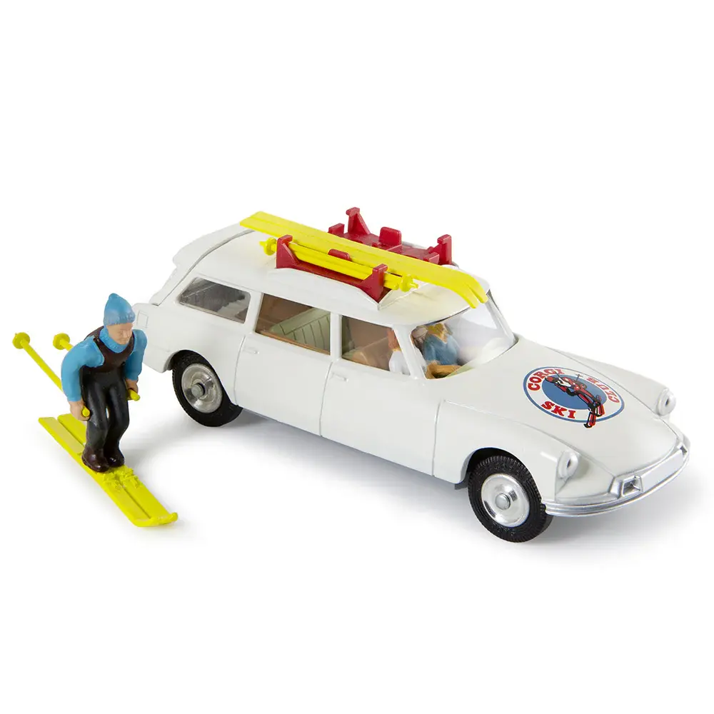 Citroen-Safari-side-1000px.webp