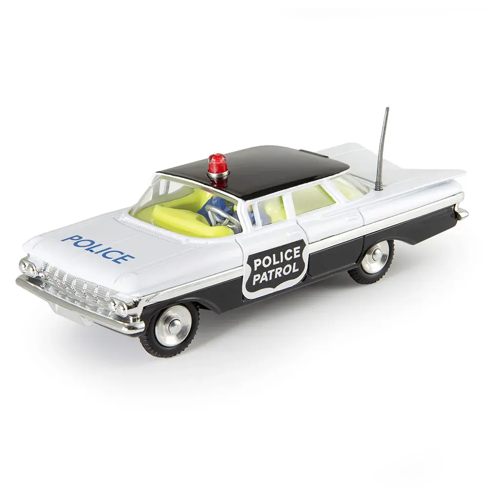 Chevrolet-police-car-overhead-1000px.webp