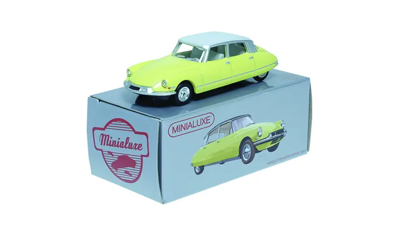 voitures-miniatures-minialuxe-Citroën-DS-19-jaune-2.webp