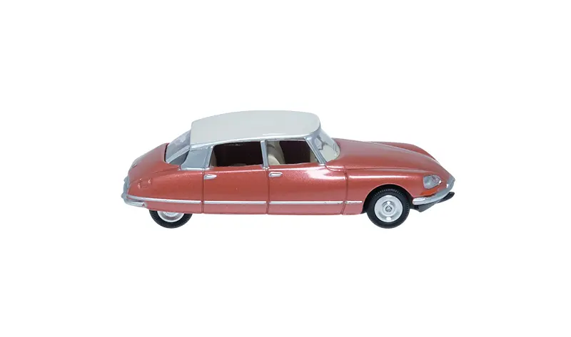voitures-miniatures-minialuxe-Citroën-DS-21-rouge-6.webp