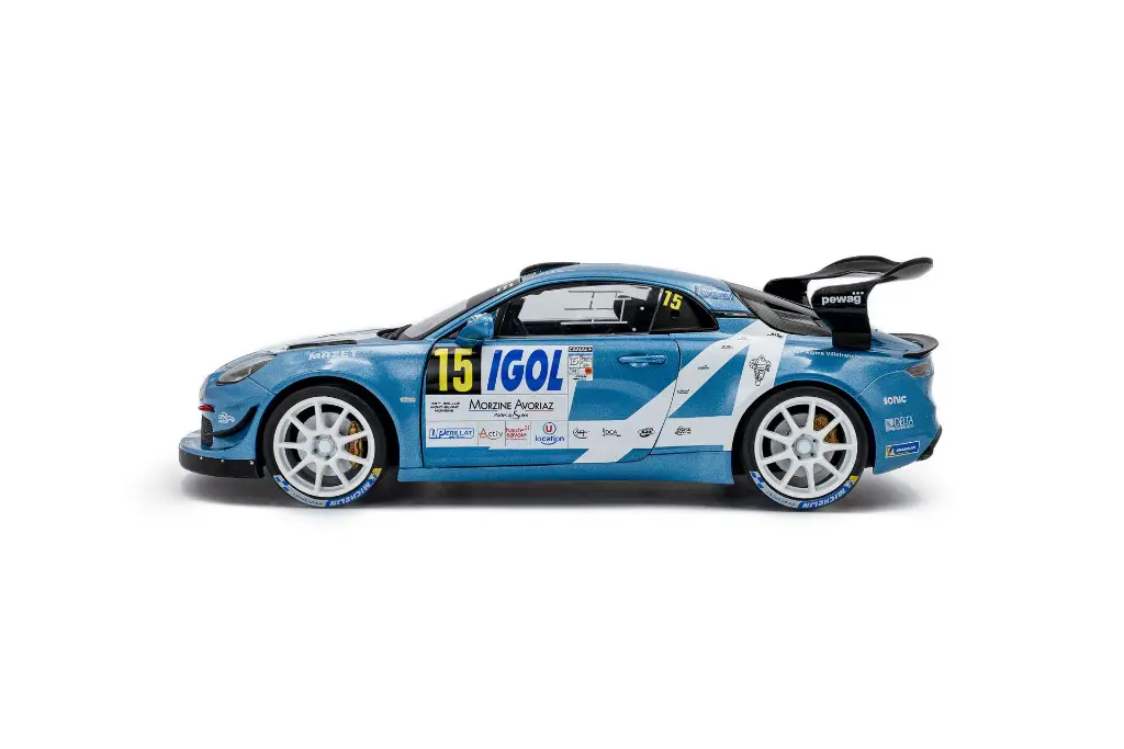 1-18-alpine-a110-rgt-blue-15-rastier-dgiraudet-rallye-du-mont-b-02.webp