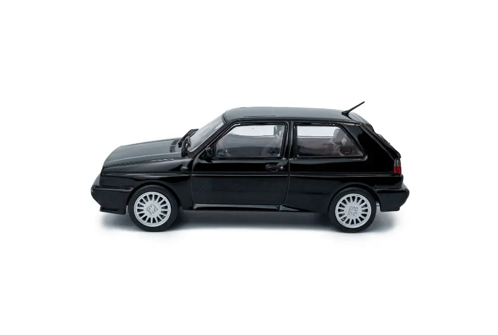 s4311303-volkswagen-golf-rally-black-1989-02.webp