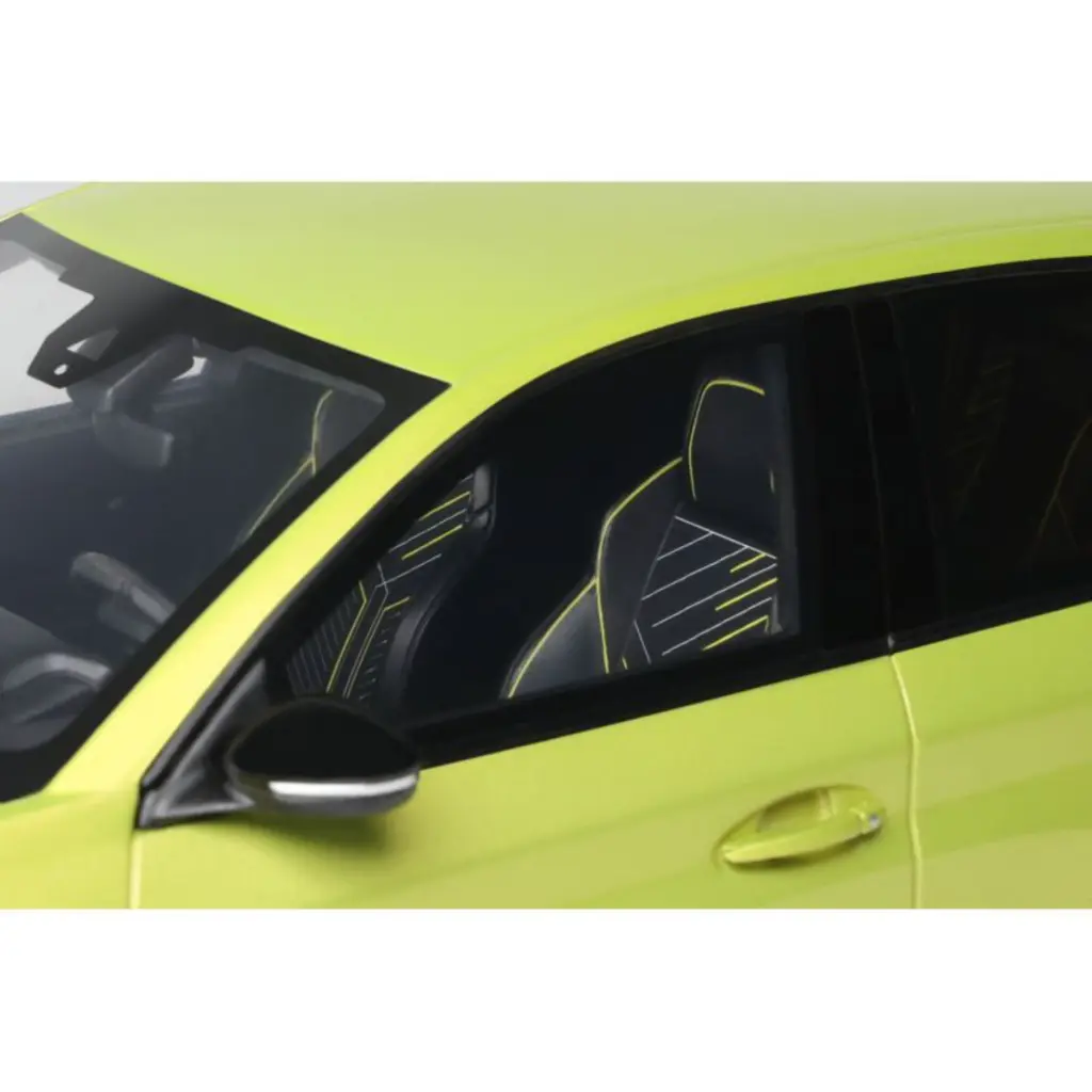 peugeot-e-208-gt-jaune-agueda-2024 (10).webp