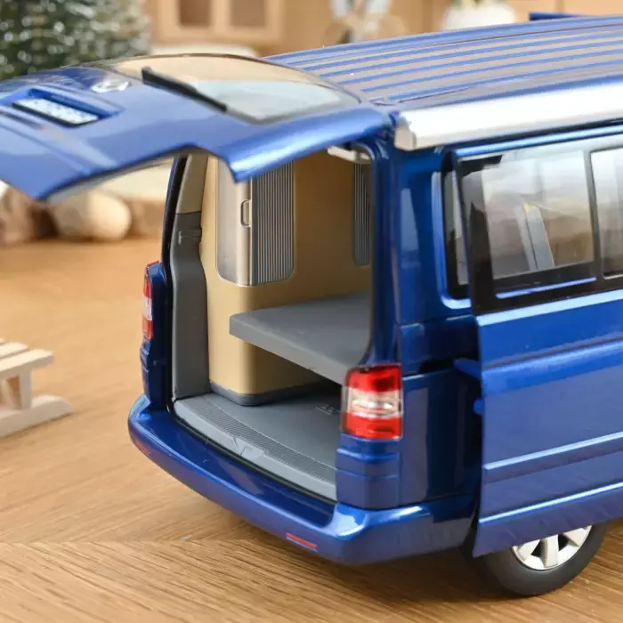 vw-california-2003-bleu-ravenna-metallise-1-18 (4).webp