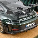 porsche-911-gt3-rs-2022-vert-jet-metallise-et-noir-1-12 (4).webp