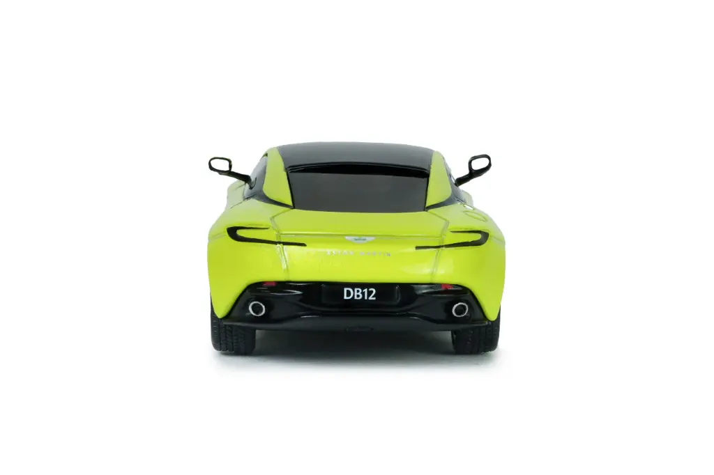 aston-martin-db12-lime-essence-2023-03.webp