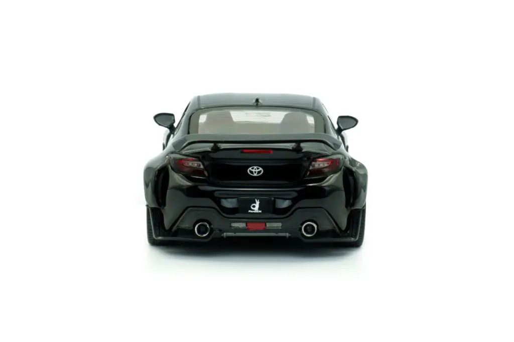 pandem-toyota-gr86-black-2022-03.webp