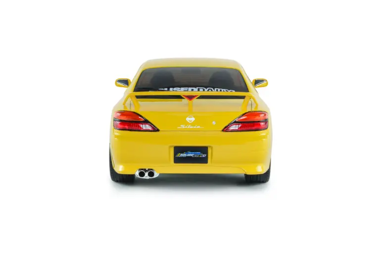 s1812206-nissan-silvia-s15-spec-r-aero-lightning-yellow-1999-03-770x513.webp