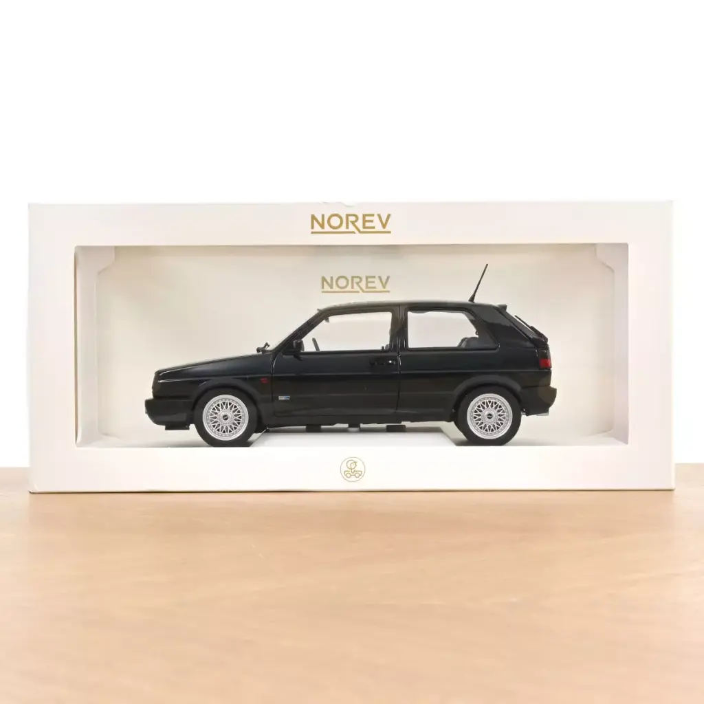 vw-golf-gti-edition-blue-1991-bleu-clair-de-lune-metallise-1-18 (5).webp