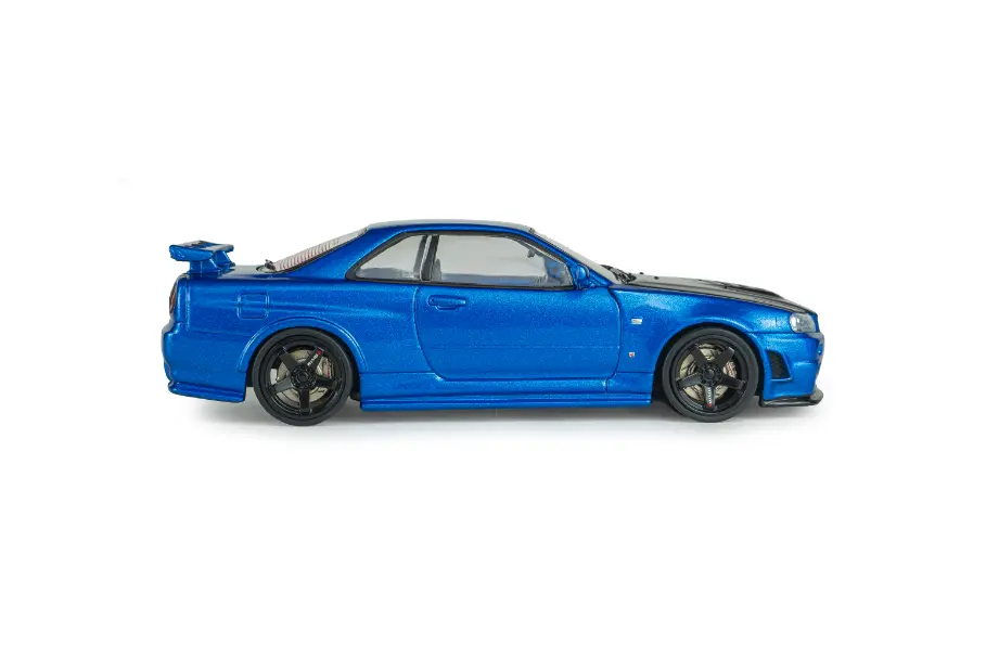 S4318202-SR.webp