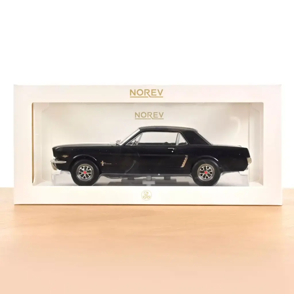 ford-mustang-coupe-1966-bleu-brume-nocturne-metallise-1-18 (3).webp