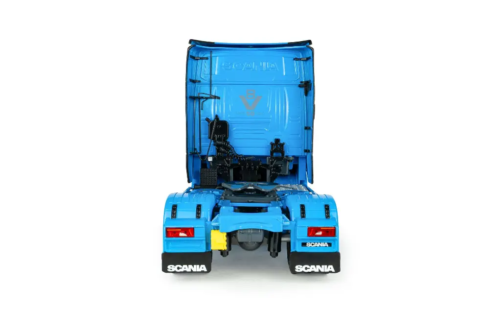 S2400307-R.webp