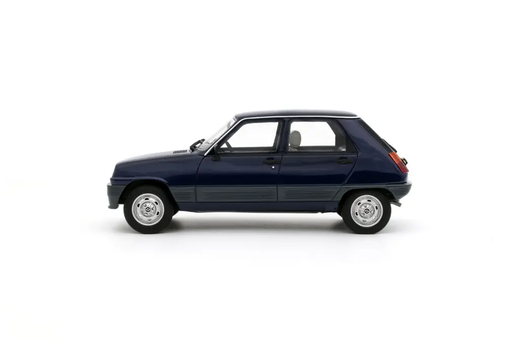 renault-5-gtl-blue-roi-1984 (9).webp