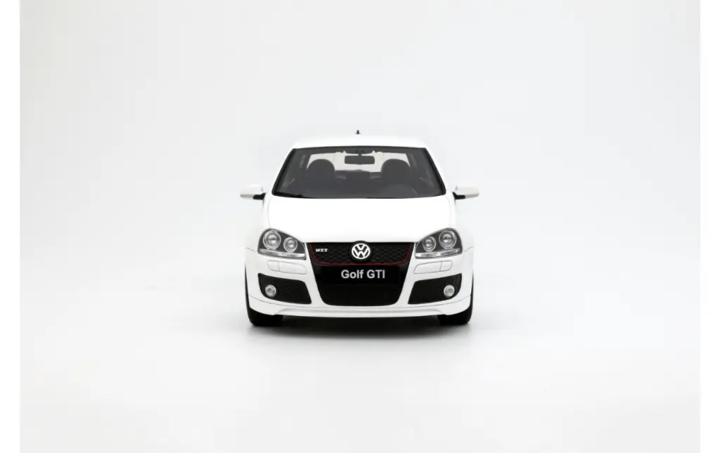 volkswagen-golf-v-gti-edition-30-candy-white-lb9a-2007 (3).webp