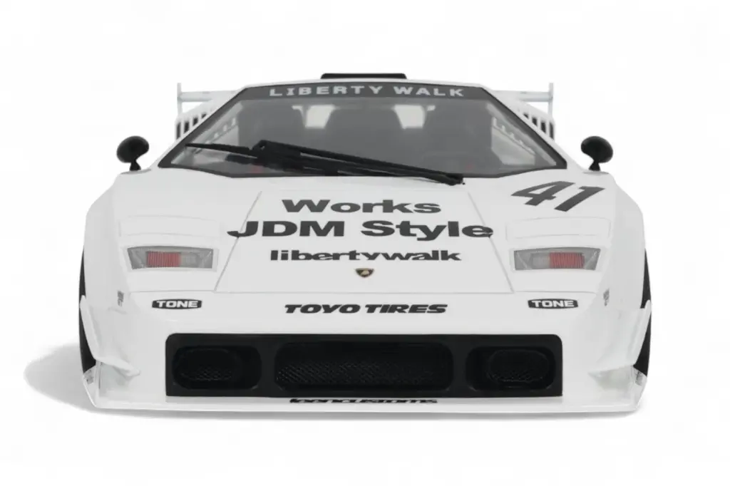 gt518-lb-works-countach-white-gts-11.webp