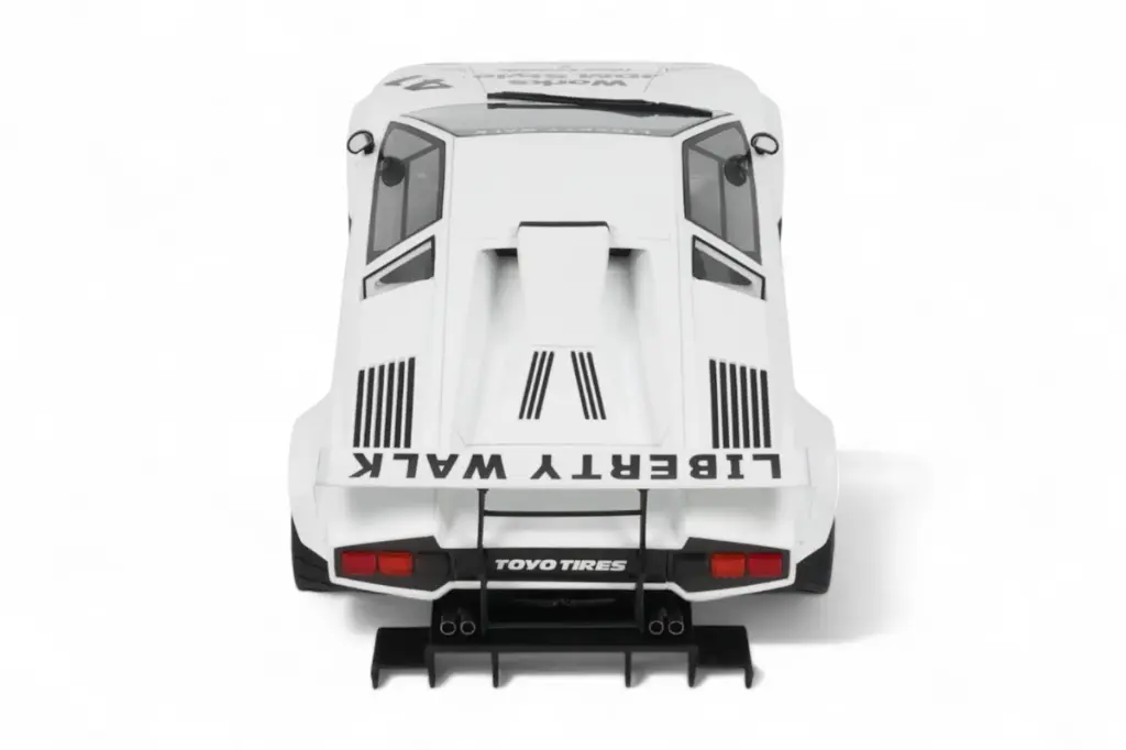 gt518-lb-works-countach-white-gts-2.webp
