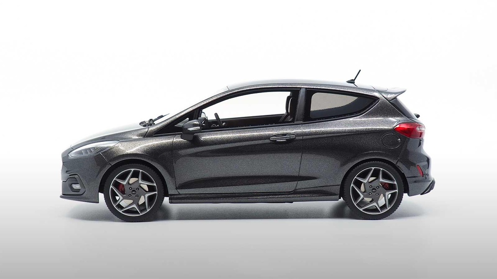 1:18 FORD FIESTA ST - 2020 EDICIÓN LIMITADA 299 PIEZAS