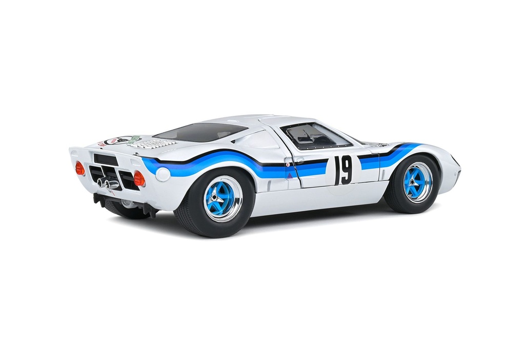 1:18 FORD GT40 MK1 ANGOLA CHAMPIONSHIP #19 E. MARTA – 1973
