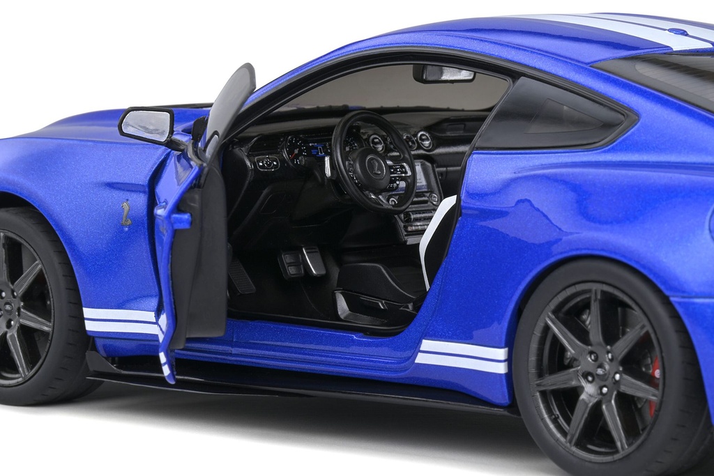 1:18 FORD SHELBY GT500 FAST TRACK "FORD PERFORMANCE BLUE" - 2020