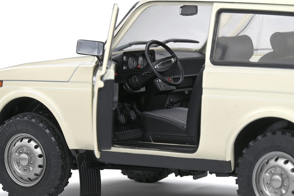 1:18 LADA NIVA - 1980