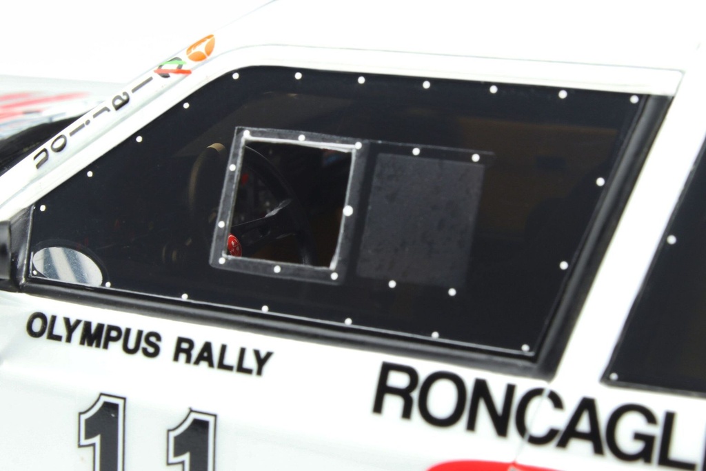 1:18 LANCIA DELTA S4 GR.B - 1986 EDICIÓN LIMITADA NUMERADA
