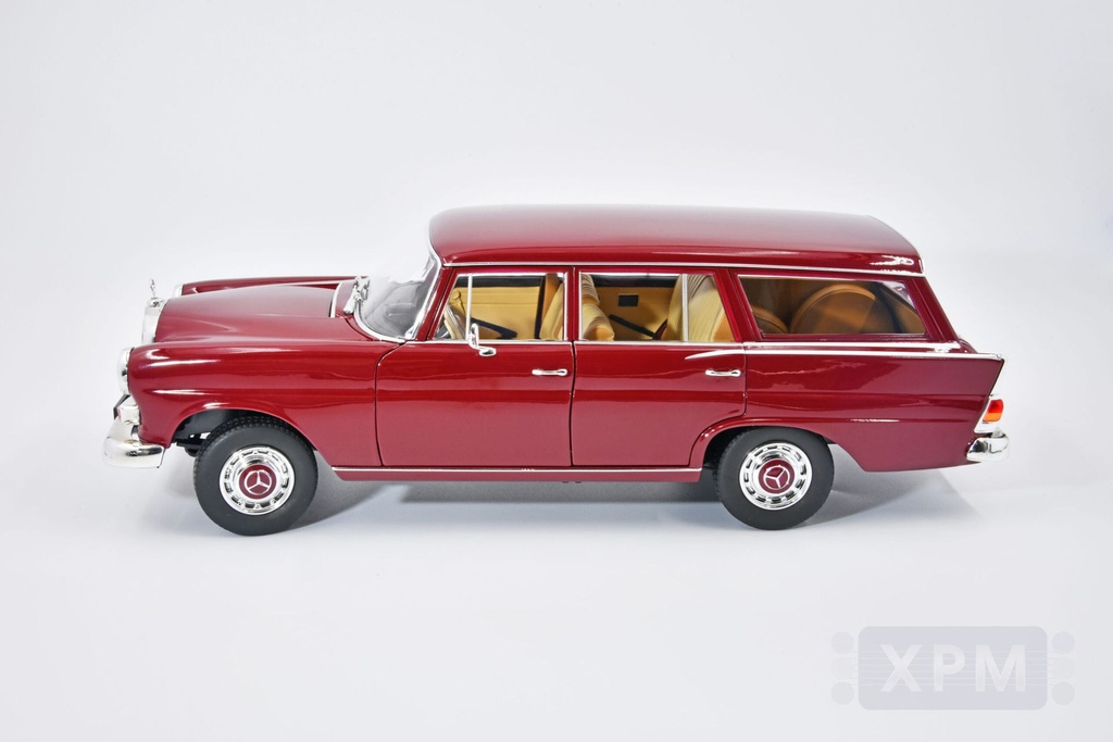 1:18 MERCEDES BENZ 200 UNIVERSAL - 1966