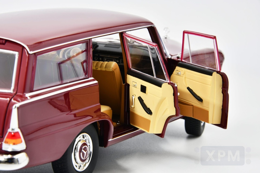 1:18 MERCEDES BENZ 200 UNIVERSAL - 1966