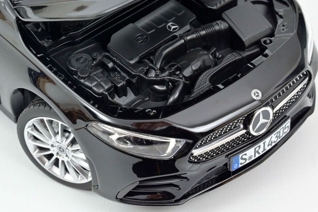 1:18 MERCEDES BENZ CLASS A - 2018