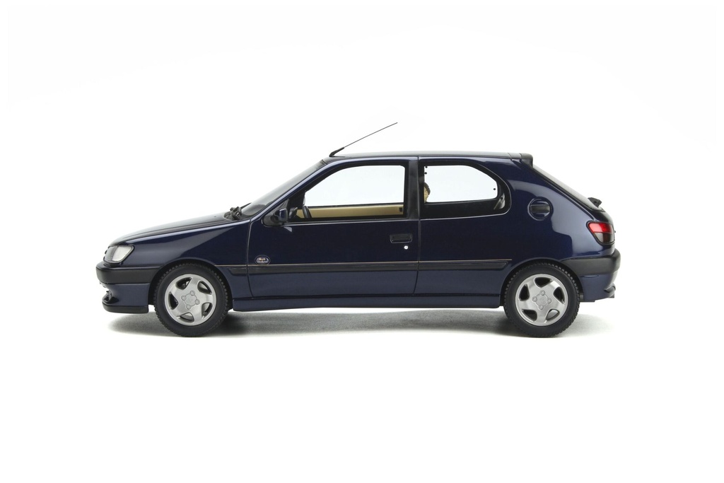1:18 PEUGEOT 306 EDEN PARK- 1995 EDICIÓN LIMITADA NUMERADA