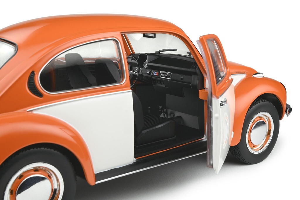 1:18 VOLKSWAGEN BEETLE 1303 - 1974 EDICIÓN ESPECIAL