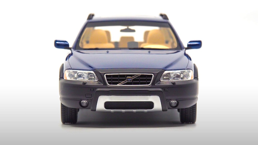 1:18 VOLVO XC70 OCEAN RACE - 2006 EDICIÓN LIMITADA NUMERADA
