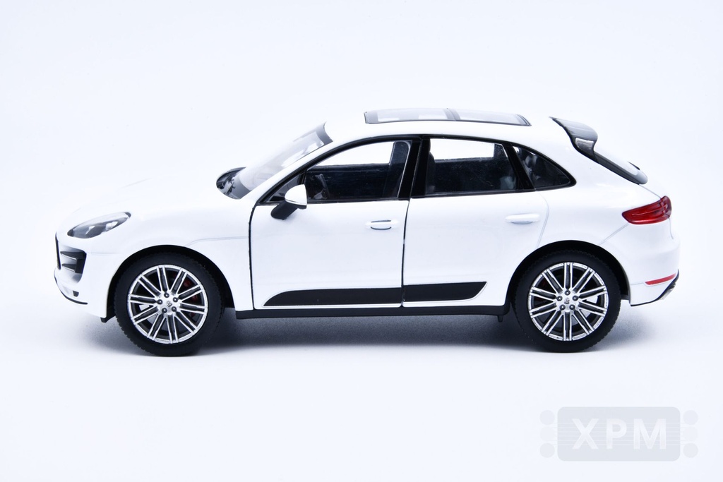 1:24 PORSCHE MACAN TURBO - 2014