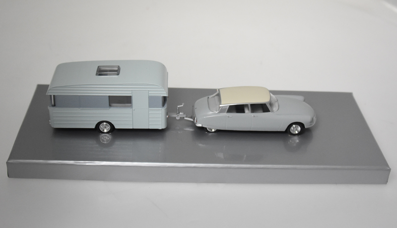 1:43 CITROËN DS + CARAVANA DIGNE - EDICIÓN LIMITADA NUMERADA - MINIALUXE