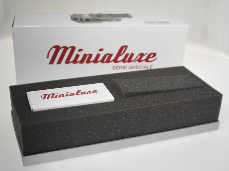 1:43 CITROËN DS + CARAVANA DIGNE - EDICIÓN LIMITADA NUMERADA - MINIALUXE